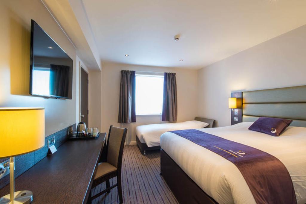 Premier Inn Fort William Exterior foto
