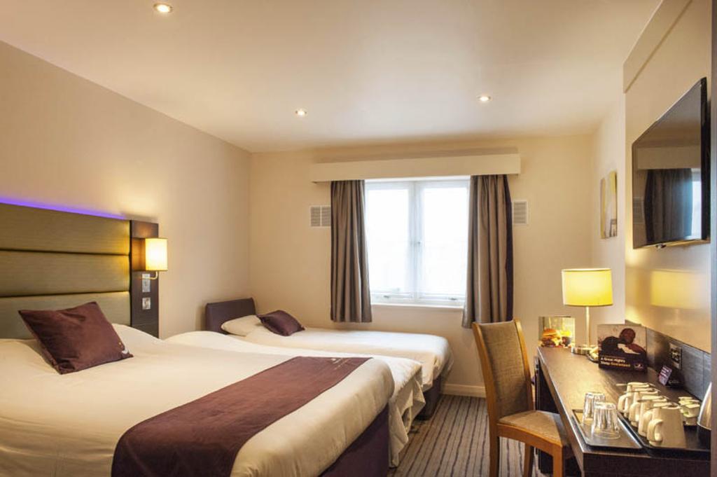Premier Inn Fort William Exterior foto