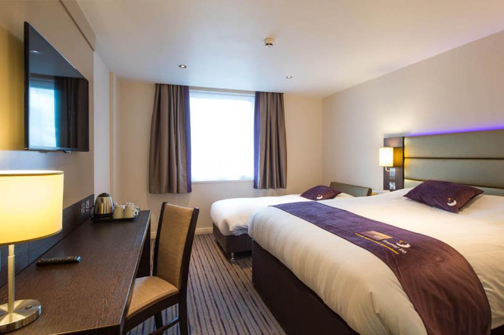 Premier Inn Fort William Exterior foto